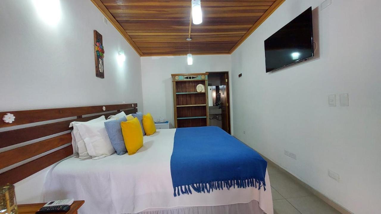 Pousada Canoa Caicara Ilhabela Ngoại thất bức ảnh